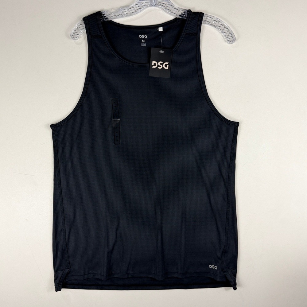 DSG Mens Run Tank Pure Black Textured Moisture Wicking Reflective Size M NEW